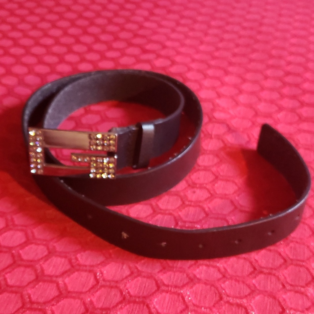 Guess Belt - Picture 2 of 5